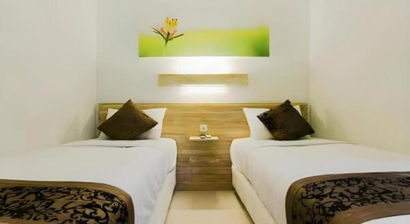 Life Puri Hotel Surabaya Gubeng Dış mekan fotoğraf