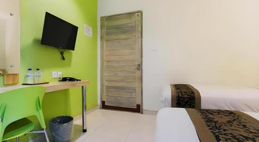 Life Puri Hotel Surabaya Gubeng Dış mekan fotoğraf