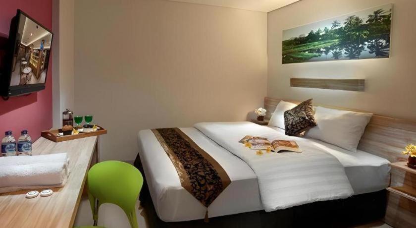 Life Puri Hotel Surabaya Gubeng Dış mekan fotoğraf